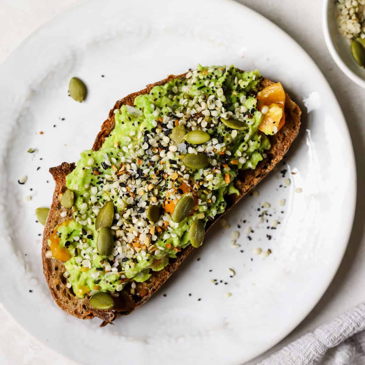 Avocado Toast with Everything Bagel Seasoning