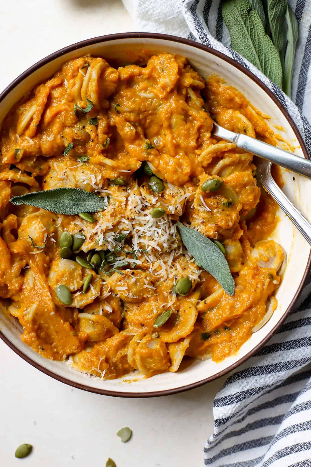 Pumpkin pasta in bowl.