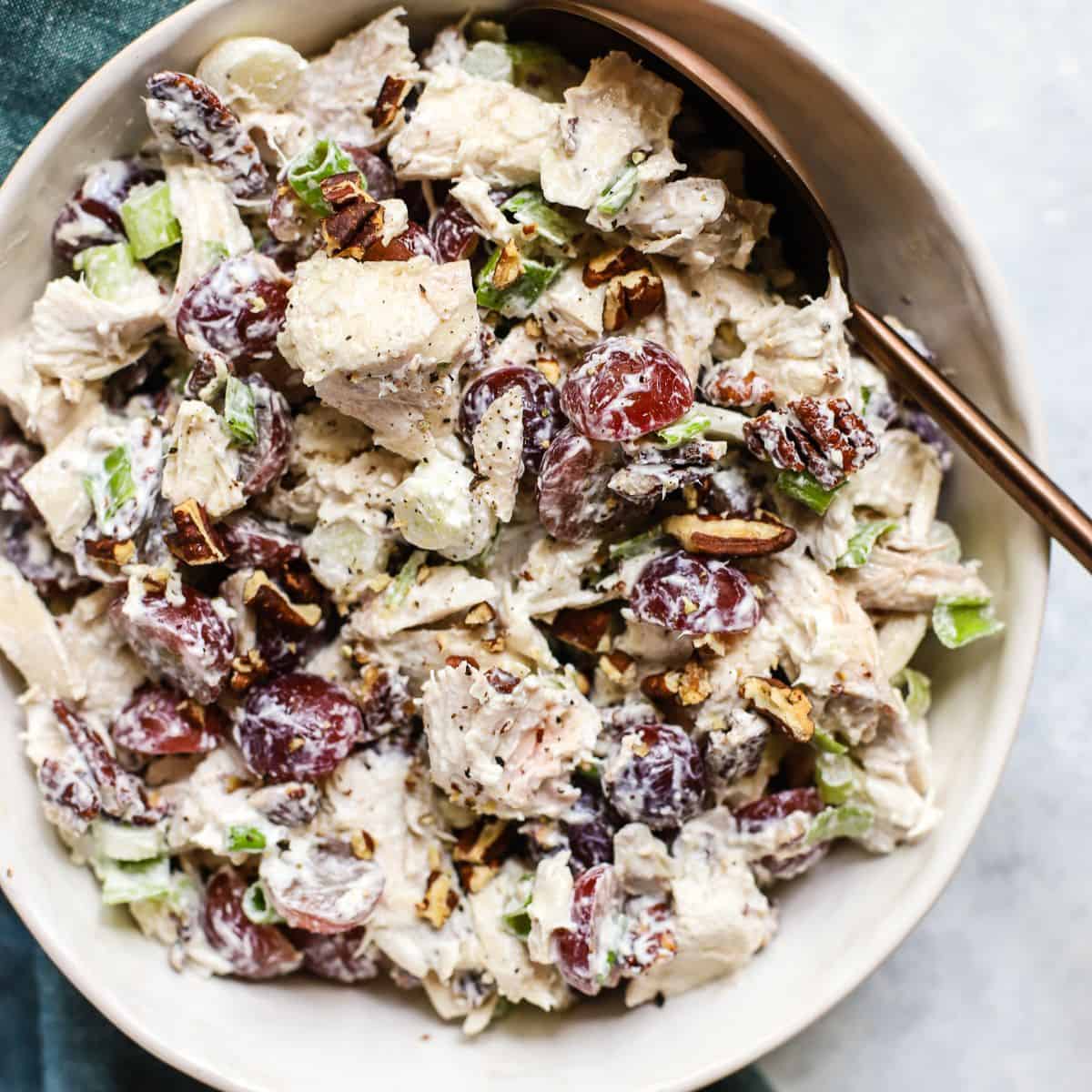 Easy Chicken Salad Recipe with Grapes and Pecans