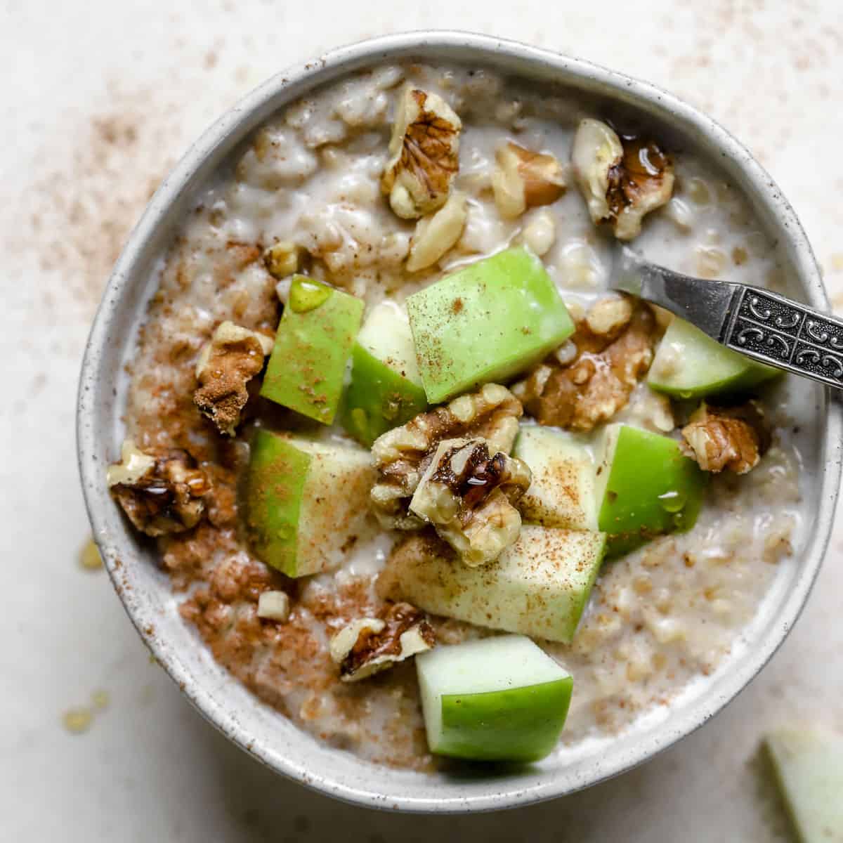 Healthy Overnight Steel Cut Oats (4 Ingredients!)